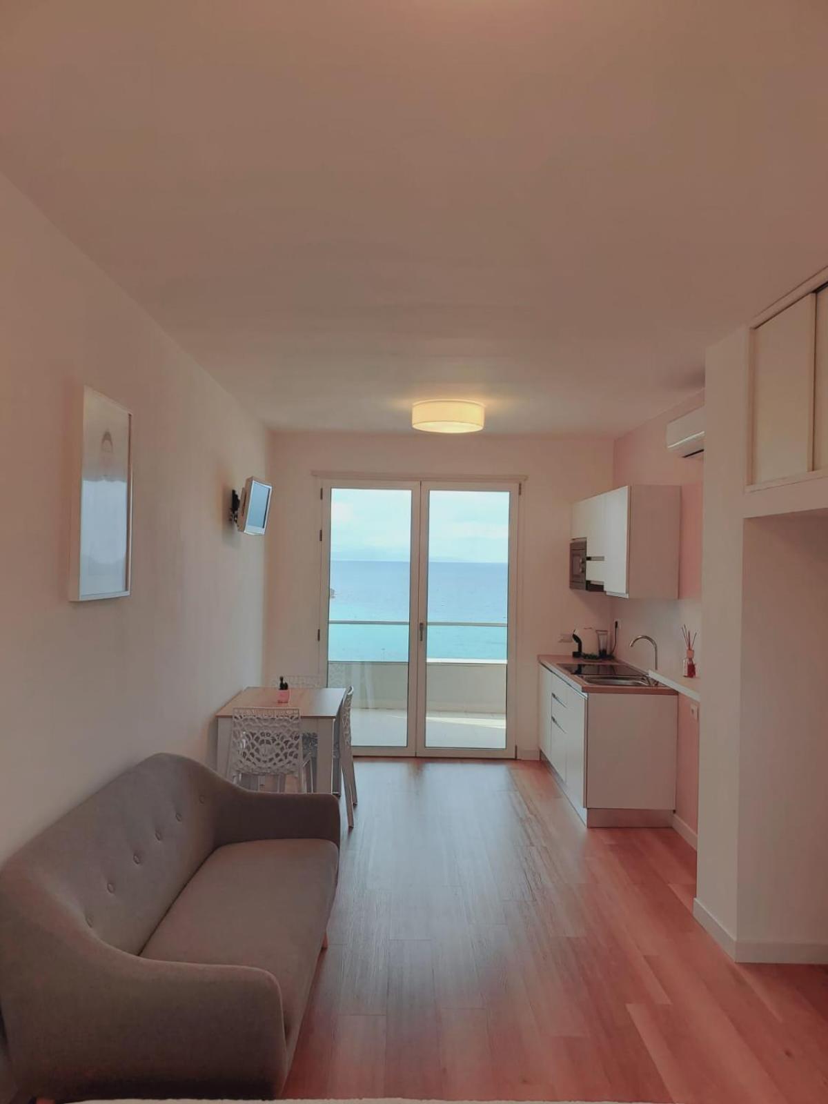 Dolphin'S Home Порто-Торрес Экстерьер фото